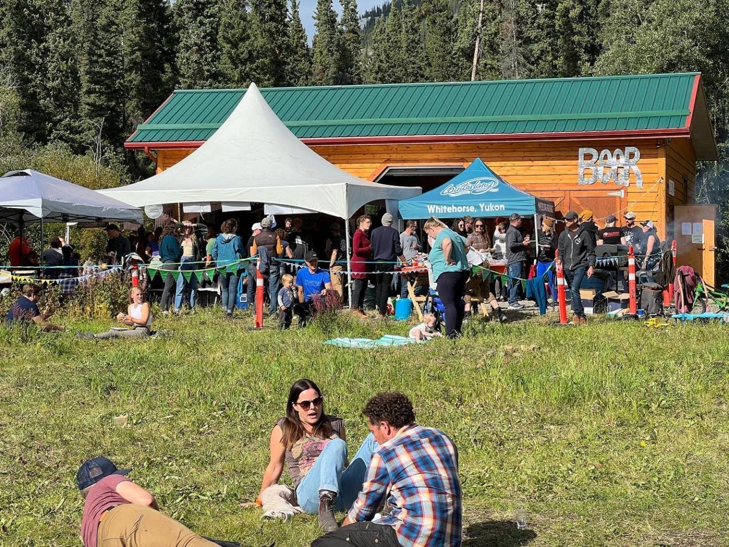 Little Atlin Lodge Tagish Екстериор снимка